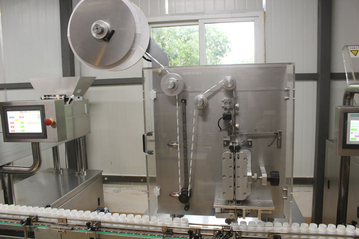 Desiccant Sachet Inserter — image 2
